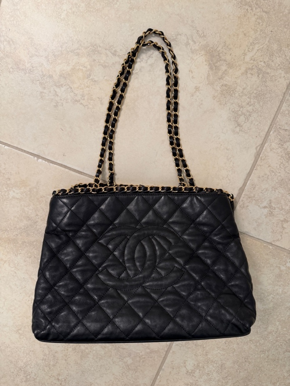 Chanel Handbag w/COA